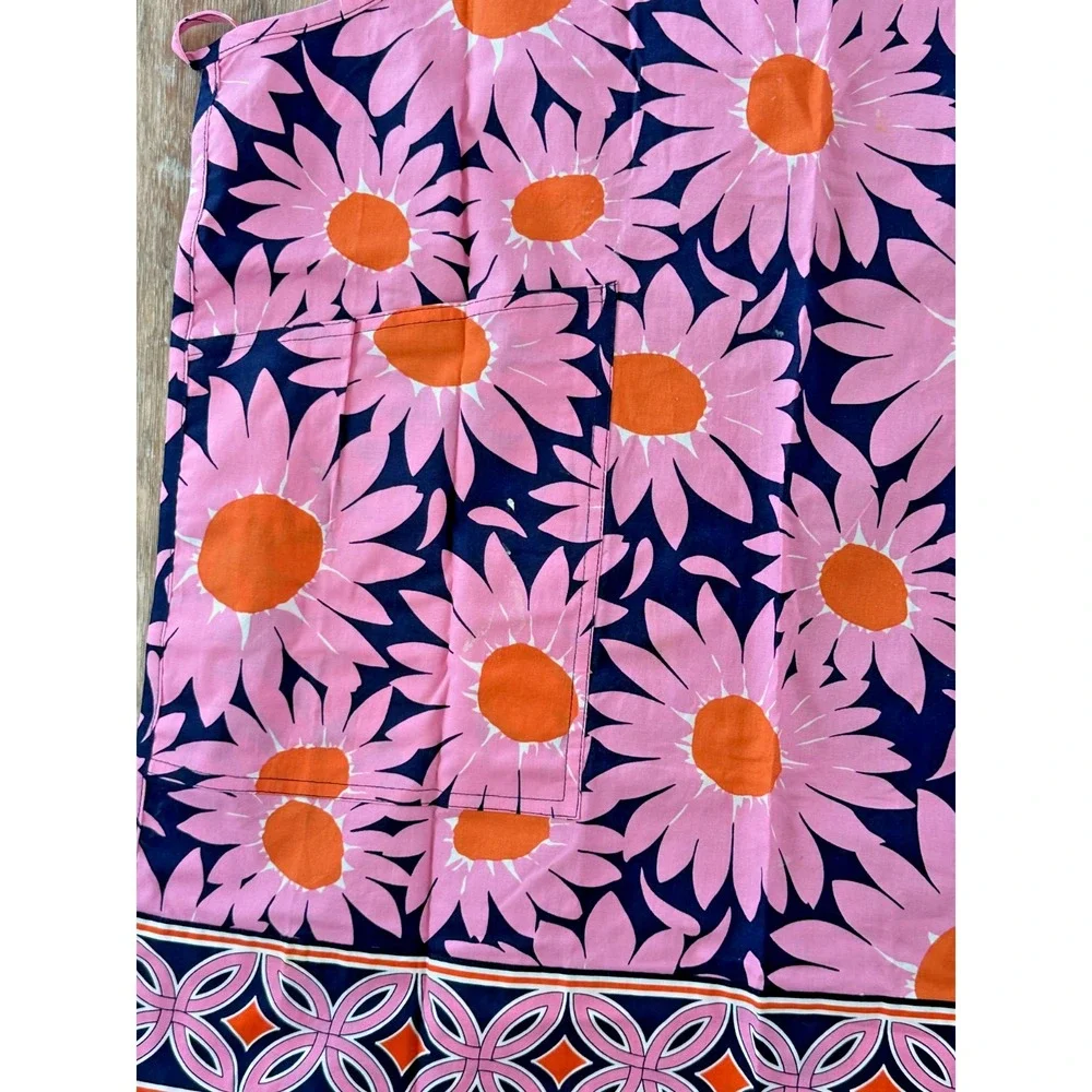 VERA BRADLEY APRON BREAST CANCER MOTHERS DAY 